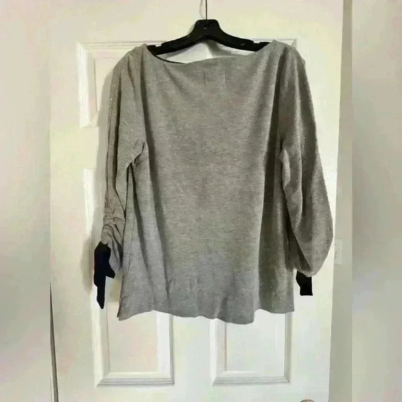 Holly & Whyte Sweater. - Picture 2 of 4